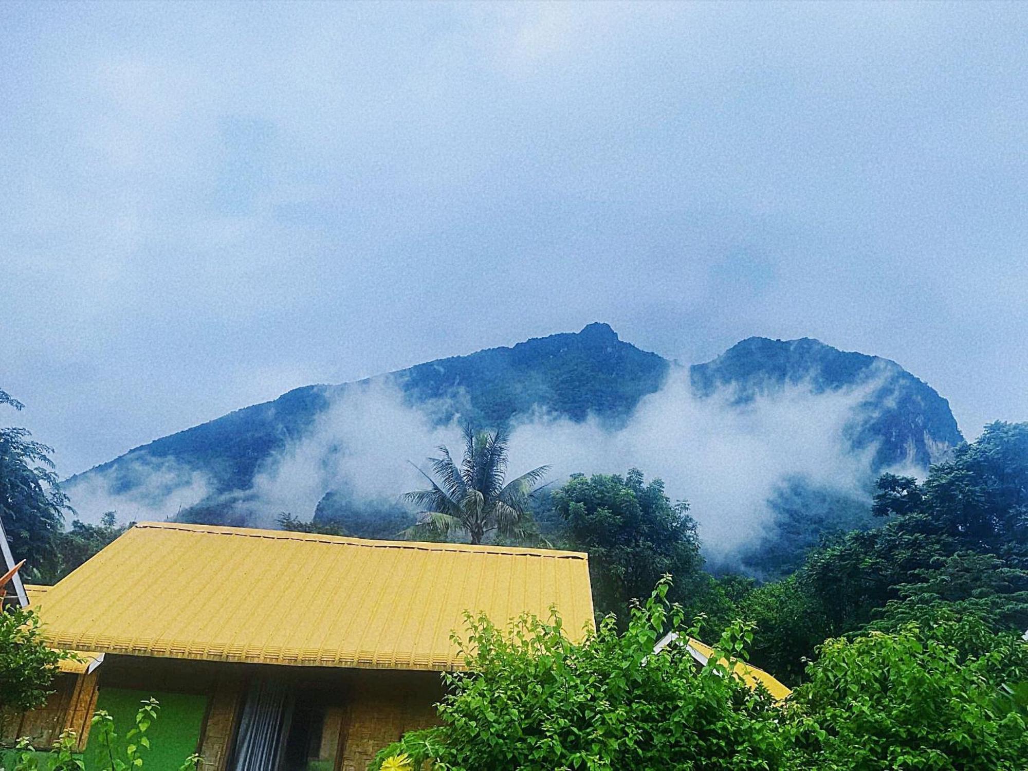 Bed and Breakfast Nong Khiaw Ing Ing Mountain View Esterno foto