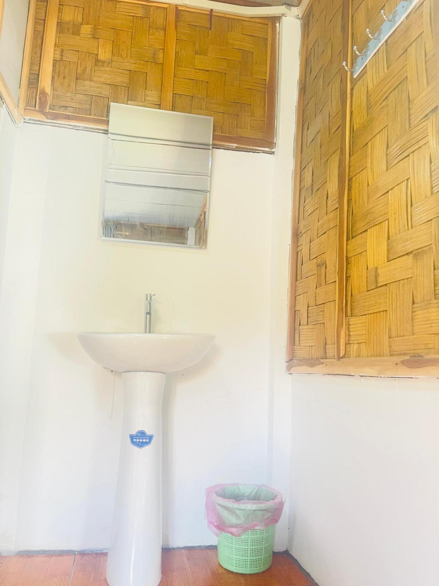 Bed and Breakfast Nong Khiaw Ing Ing Mountain View Esterno foto
