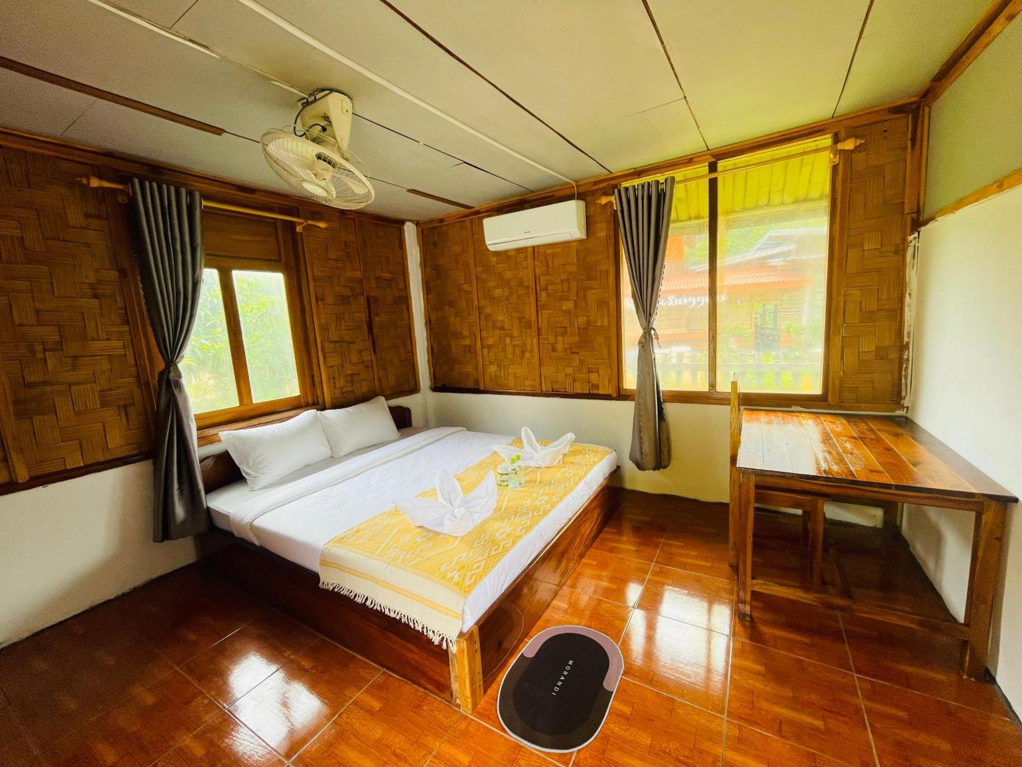 Bed and Breakfast Nong Khiaw Ing Ing Mountain View Esterno foto