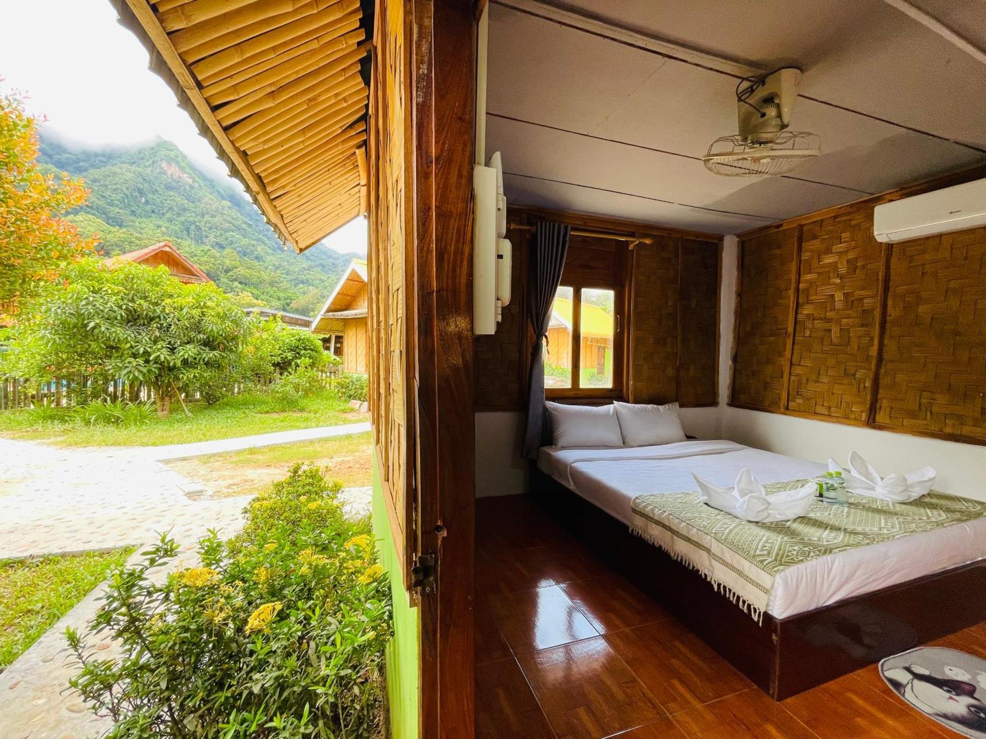 Bed and Breakfast Nong Khiaw Ing Ing Mountain View Esterno foto