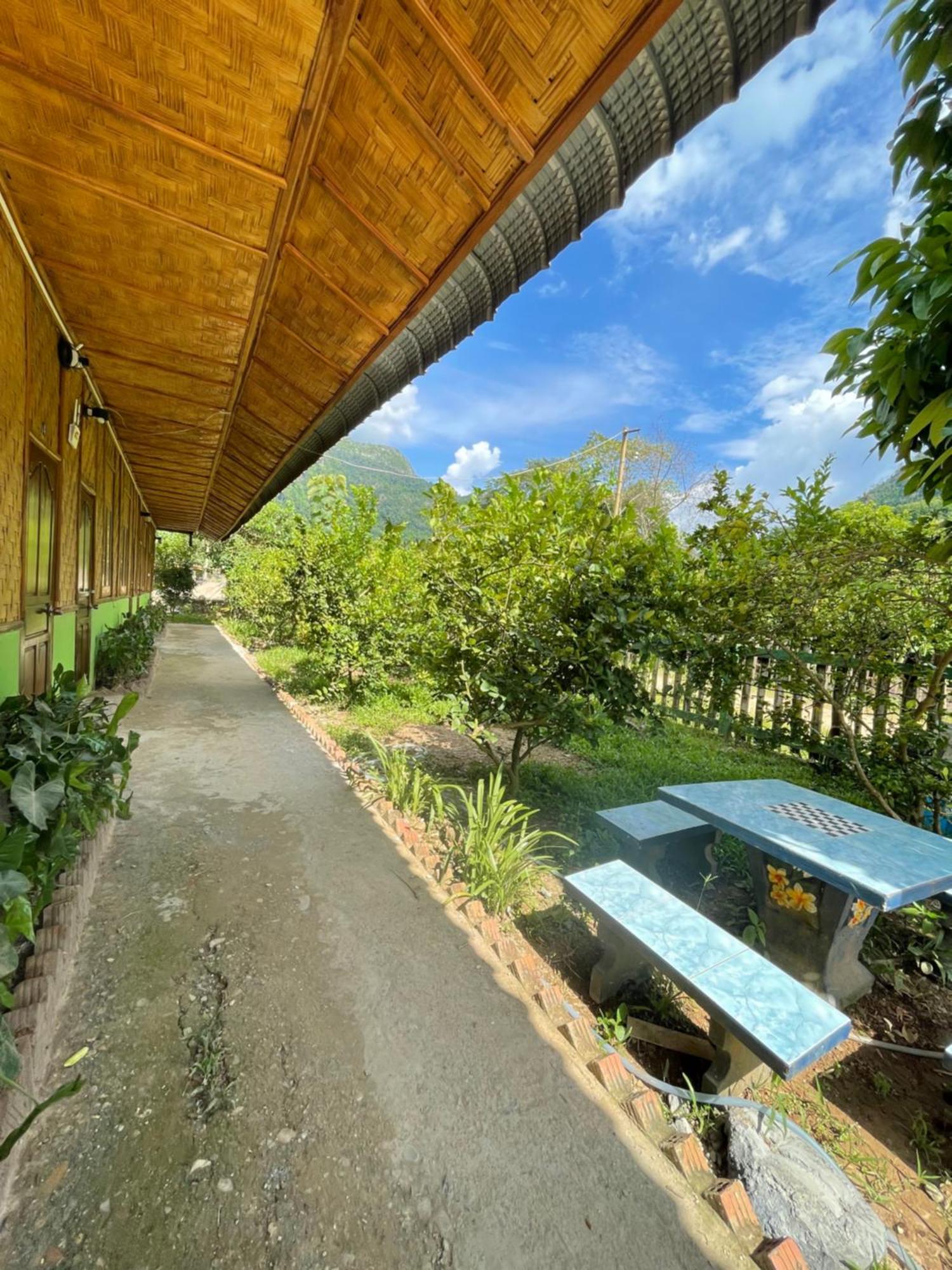 Bed and Breakfast Nong Khiaw Ing Ing Mountain View Esterno foto