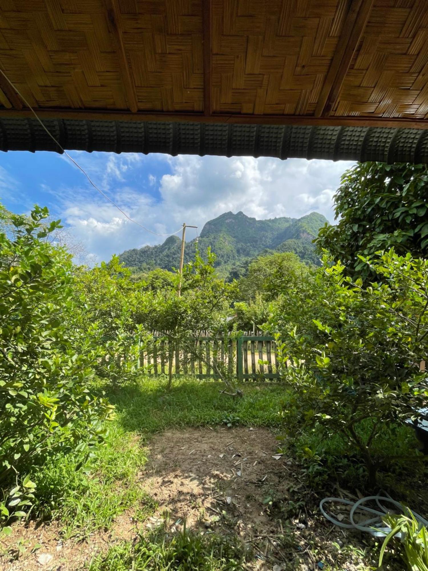 Bed and Breakfast Nong Khiaw Ing Ing Mountain View Esterno foto