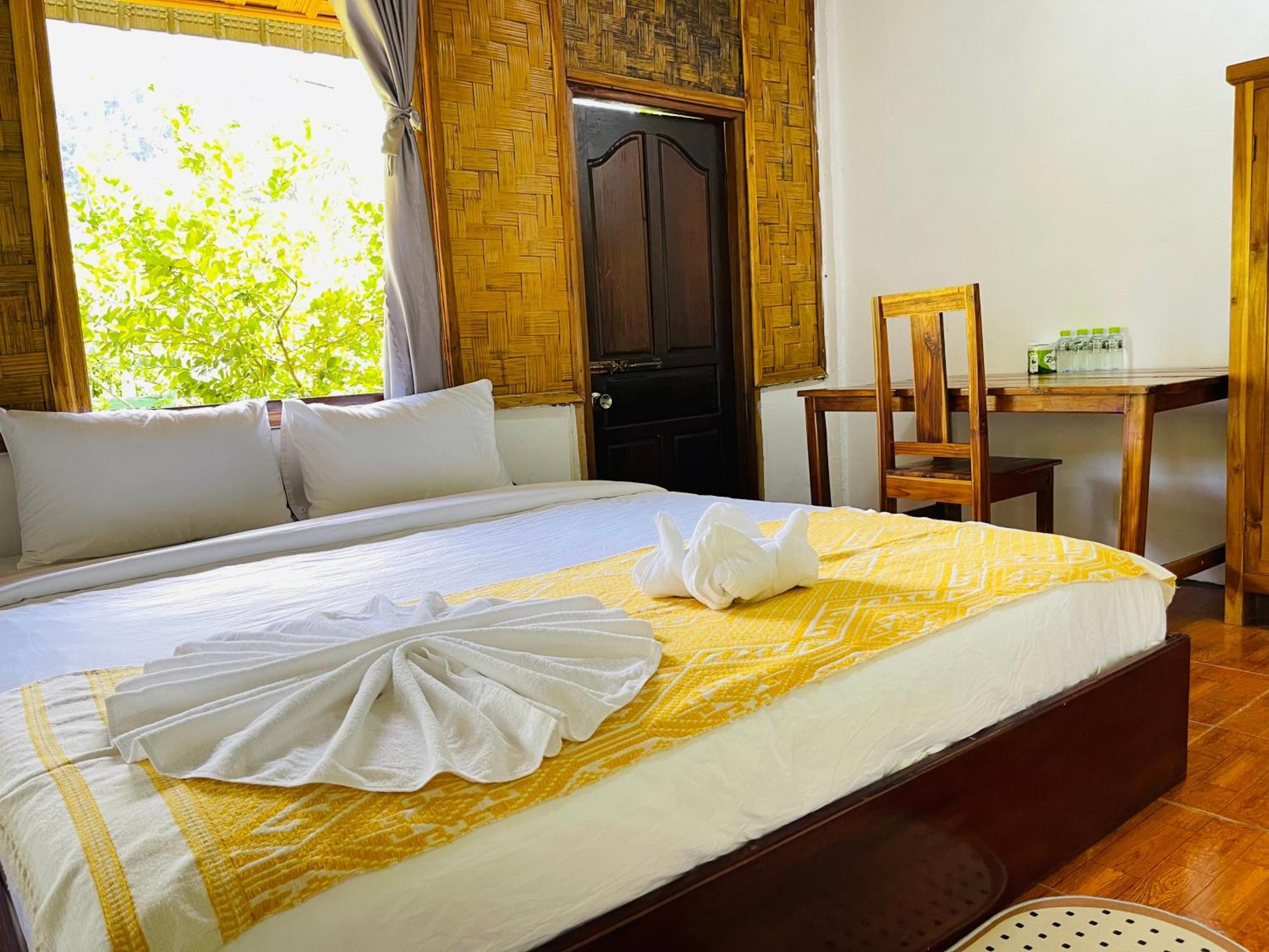 Bed and Breakfast Nong Khiaw Ing Ing Mountain View Esterno foto