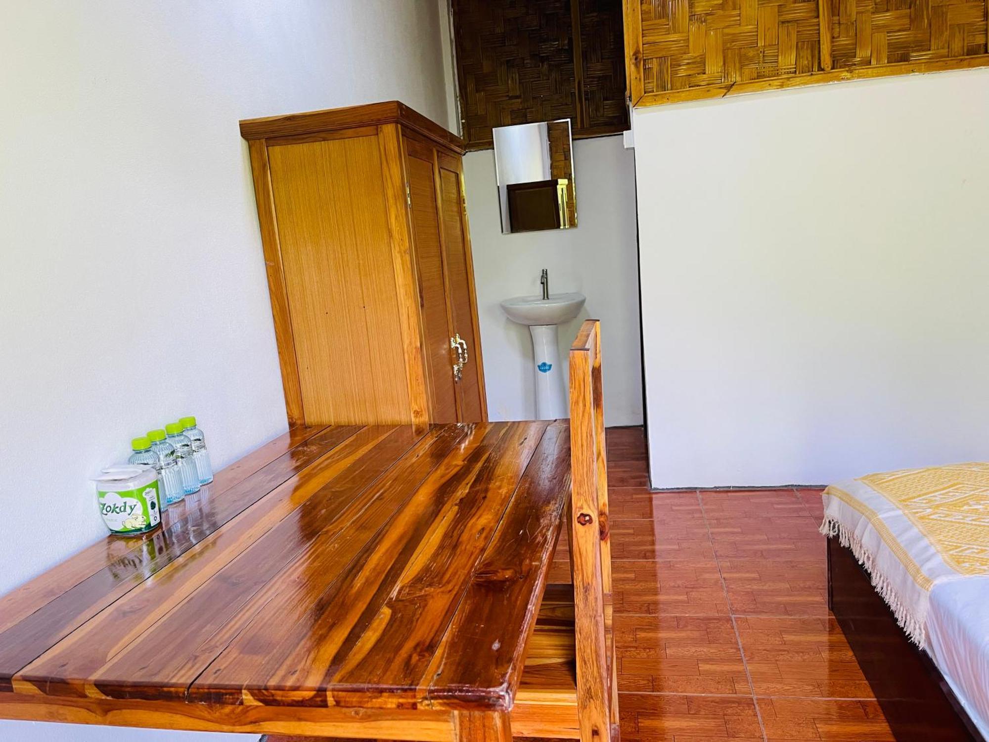 Bed and Breakfast Nong Khiaw Ing Ing Mountain View Esterno foto