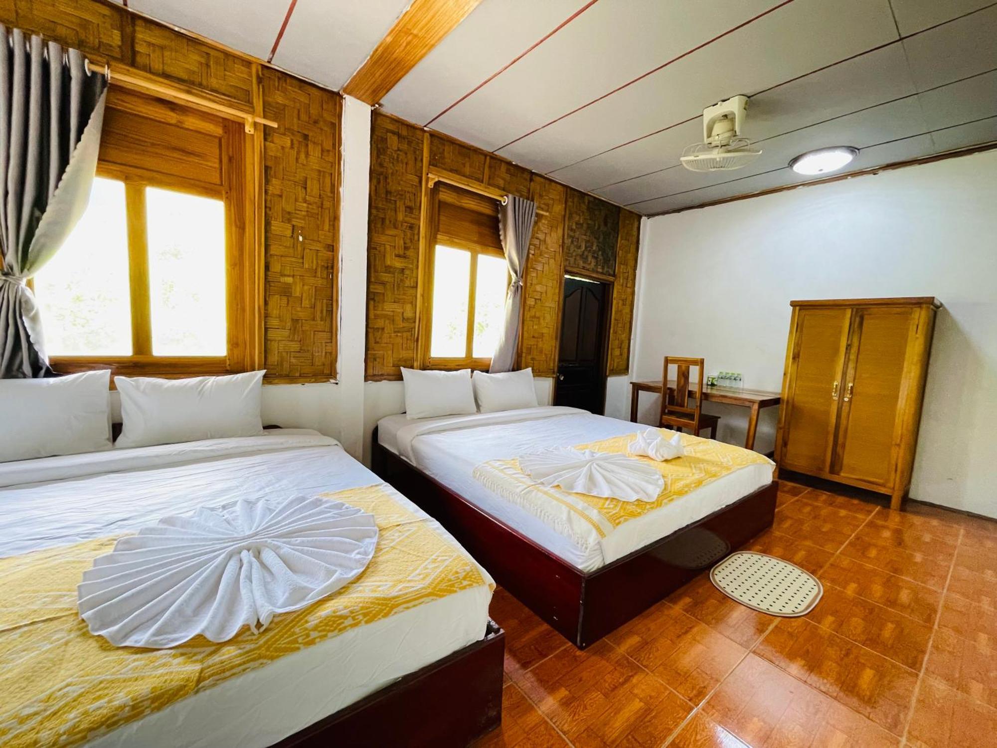 Bed and Breakfast Nong Khiaw Ing Ing Mountain View Esterno foto